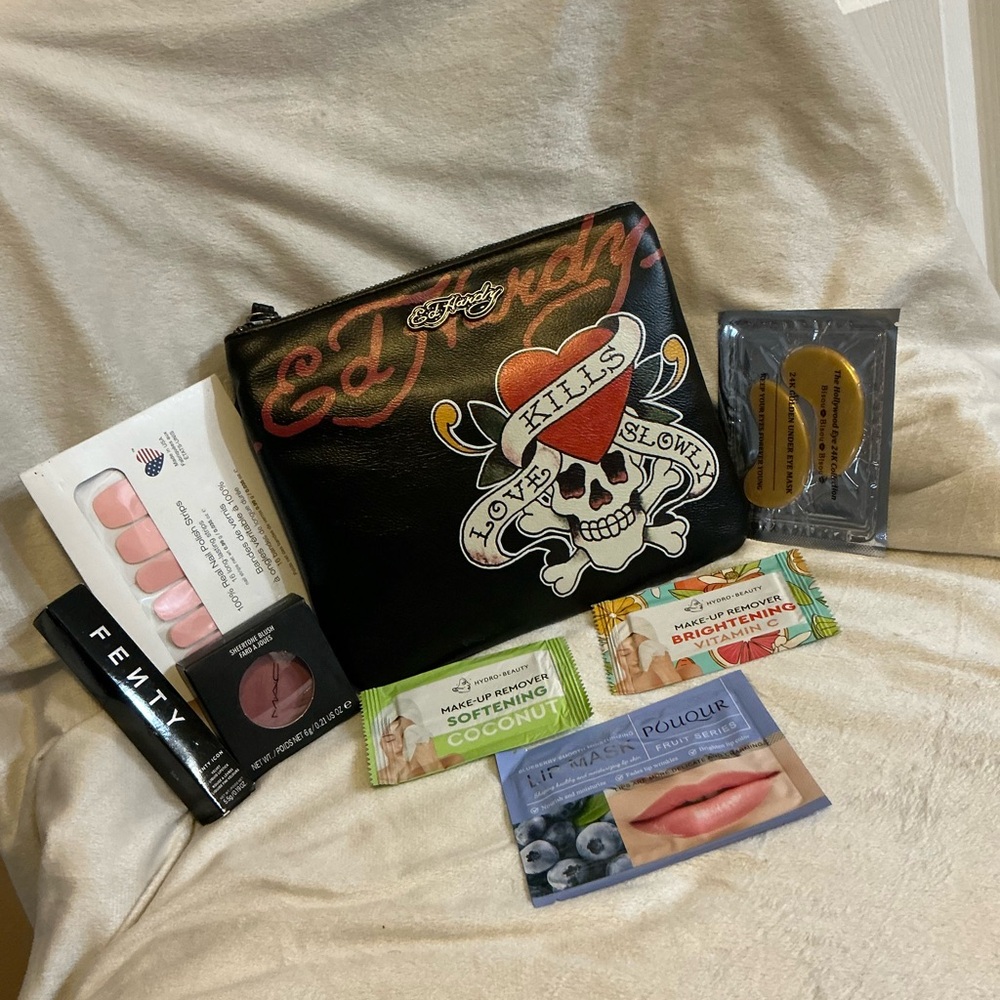 Ed Hardy Black and Red Skull Cosmetic Bag With Makeup Bundle (New) 8 pieces - Picture 3 of 5